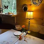 Roulotte Insolite U Tragulinu Vakantiehuis *