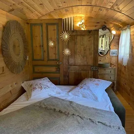 Roulotte Insolite U Tragulinu Сasa de vacaciones *