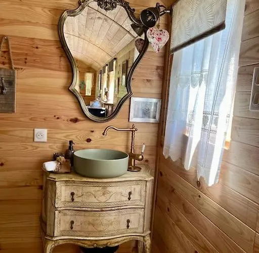 Roulotte Insolite U Tragulinu *