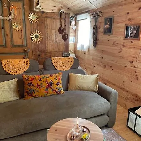 Roulotte Insolite U Tragulinu Holiday home