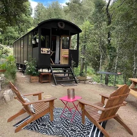 Roulotte Insolite U Tragulinu Holiday home *